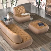 SOFA 150 CON CAPITONÉ