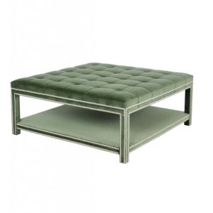 MESA DE CENTRO TAPIZADA CON TACHUELAS