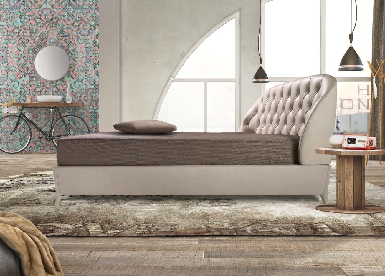 CAMA TAPIZADA 150 CAPITONÉ