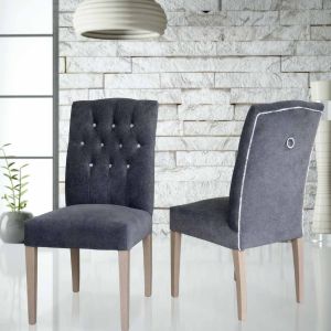 SILLA TAPIZADA CON CAPITONÉ