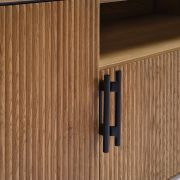 MUBLE TV CON 4 PUERTAS