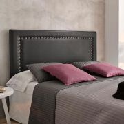 CABECERO TAPIZADO 150 CON TACHUELAS