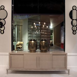 APARADOR PTAS. CORREDERAS.