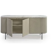 APARADOR CON 3 PUERTAS