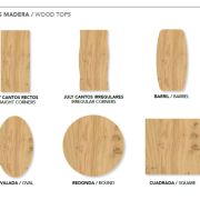 Mesa de comedor extensible con base de hierro y tablero de madera