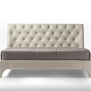 CAMA COMPLETA 150 CAPITONÉ