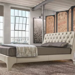 CAMA TAPIZADA 150 CAPITONÉ