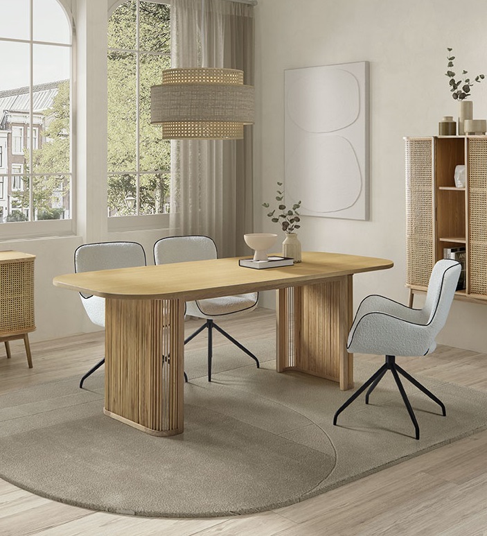 MESA DE COMEDOR 210cm.
