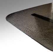 Mesa de comedor rectagular en metal y cristal