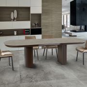 Mesa de comedor oval extensible