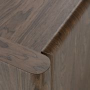 Aparador con 4 puertas en madera chapada de Álamo