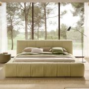 Cama completa tapizada Modelo Duna para colchón de 150cm.