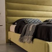 Cabecero tapizado para colchón de 150cm. mod. Larón