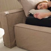 Cama completa tapizada Modelo Sud Wall para colchón de 150cm.