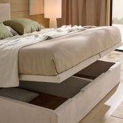 Cabecero tapizado Modelo Tokio para conchón de 150cm.