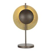 Lámpara de mesa en metal