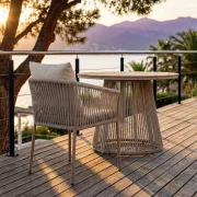 Sillón de acero y rattan PE exterior
